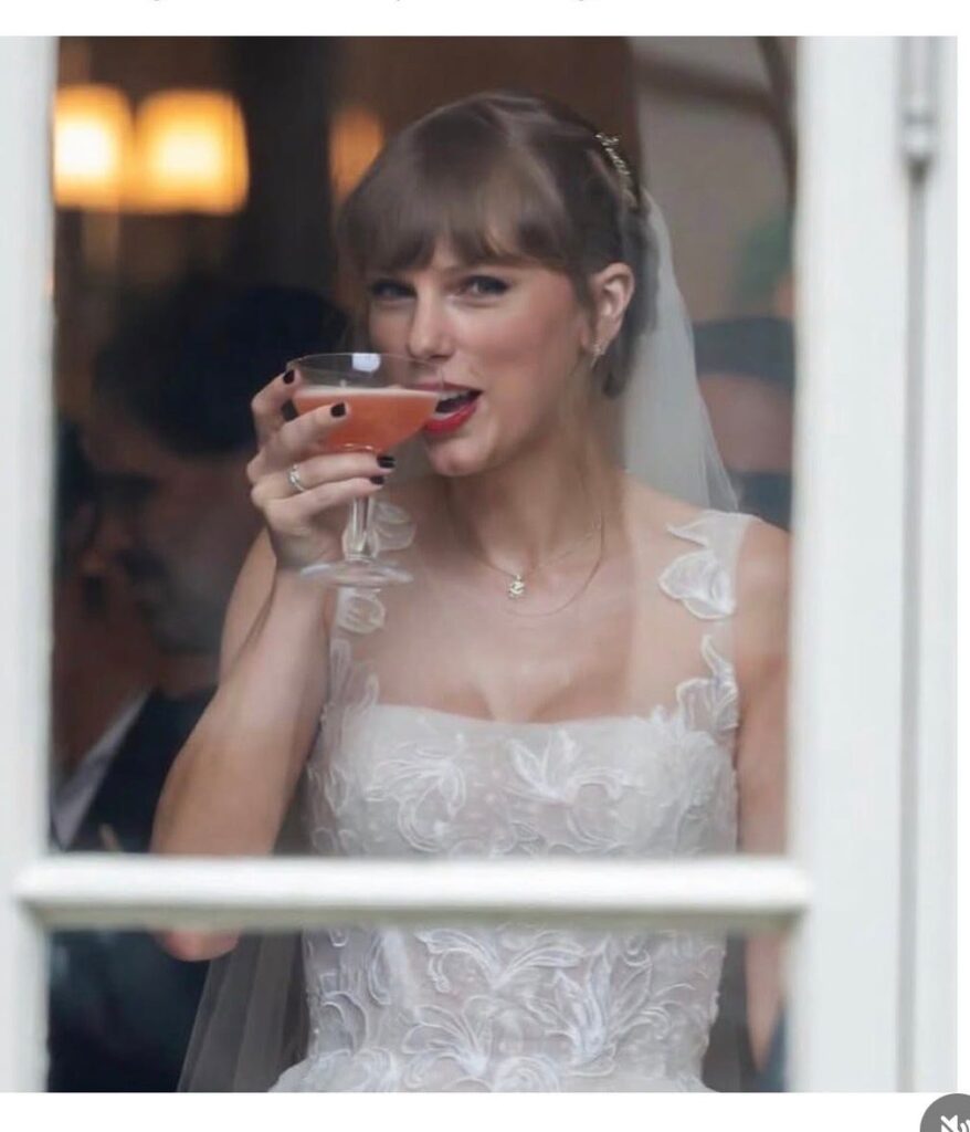 Taylor swift weeding